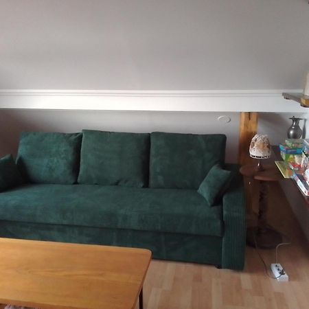A Kert Apartman Rezi Eksteriør bilde